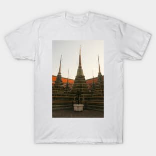 A second group of small stupa at Phra Chedi Rai in Wat Pho temple complex, Bangkok T-Shirt